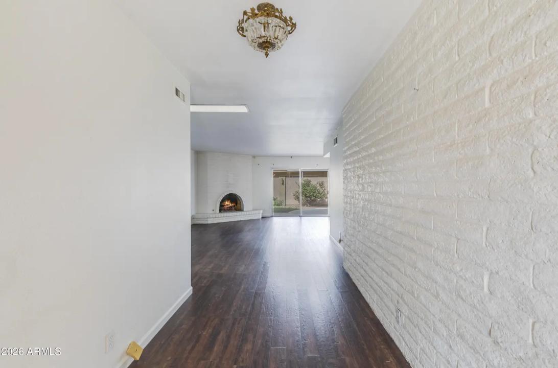 Real Estate Picture 2