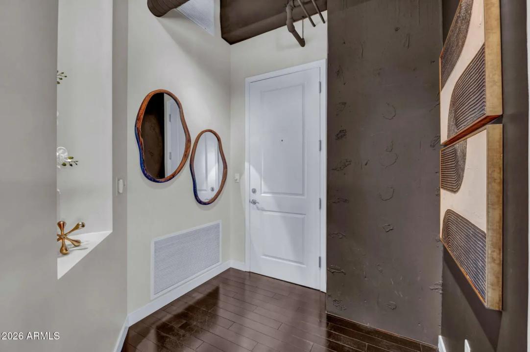 Real Estate Picture 2