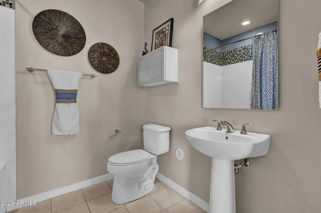 Real Estate Picture 19