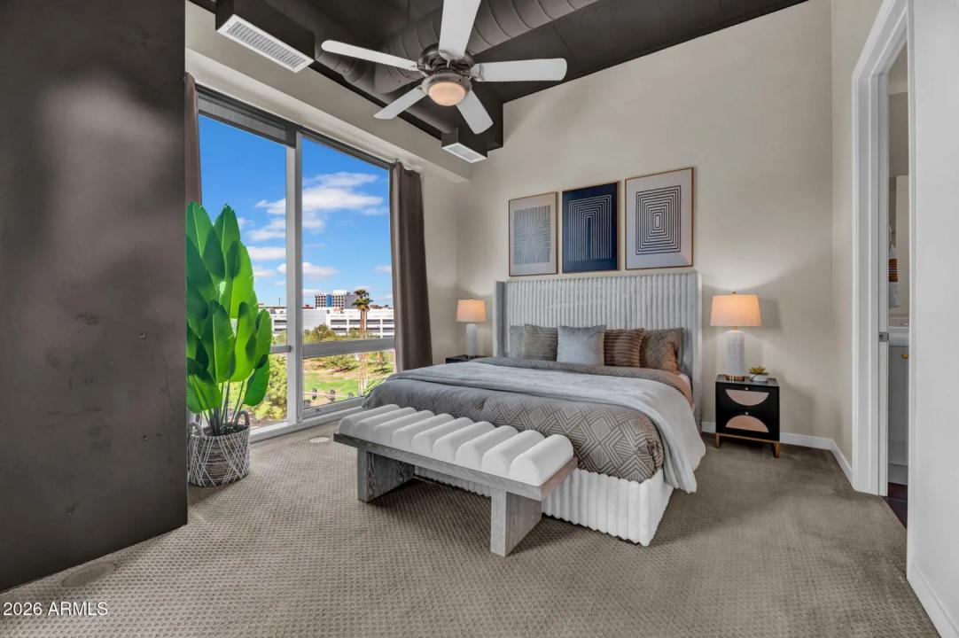Real Estate Picture 13