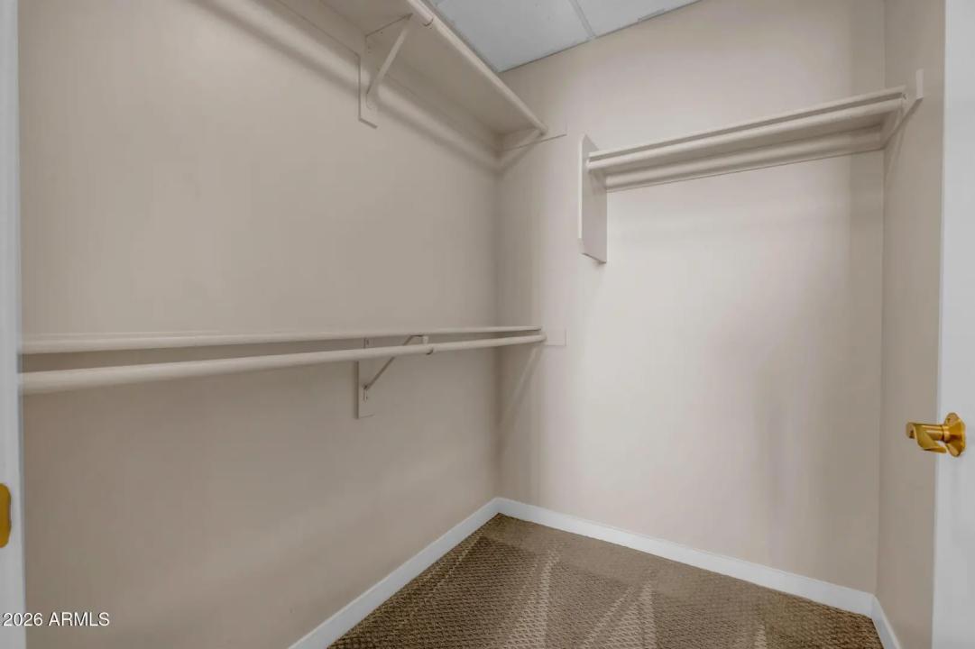 Real Estate Picture 17