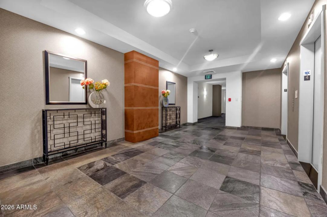 Real Estate Picture 34