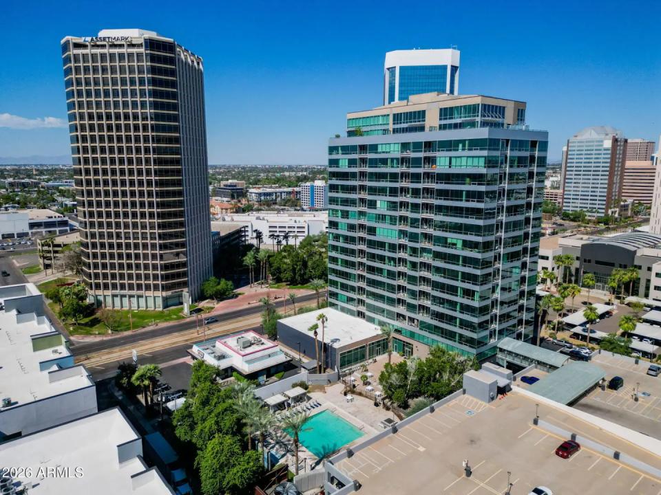 Real Estate Picture 39