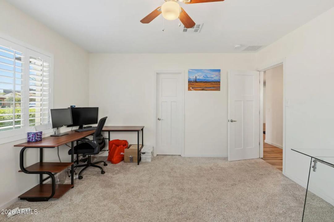 Real Estate Picture 13