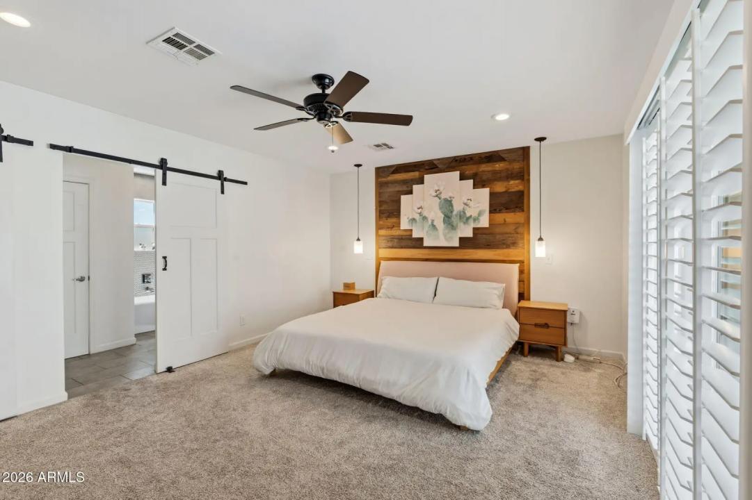 Real Estate Picture 19