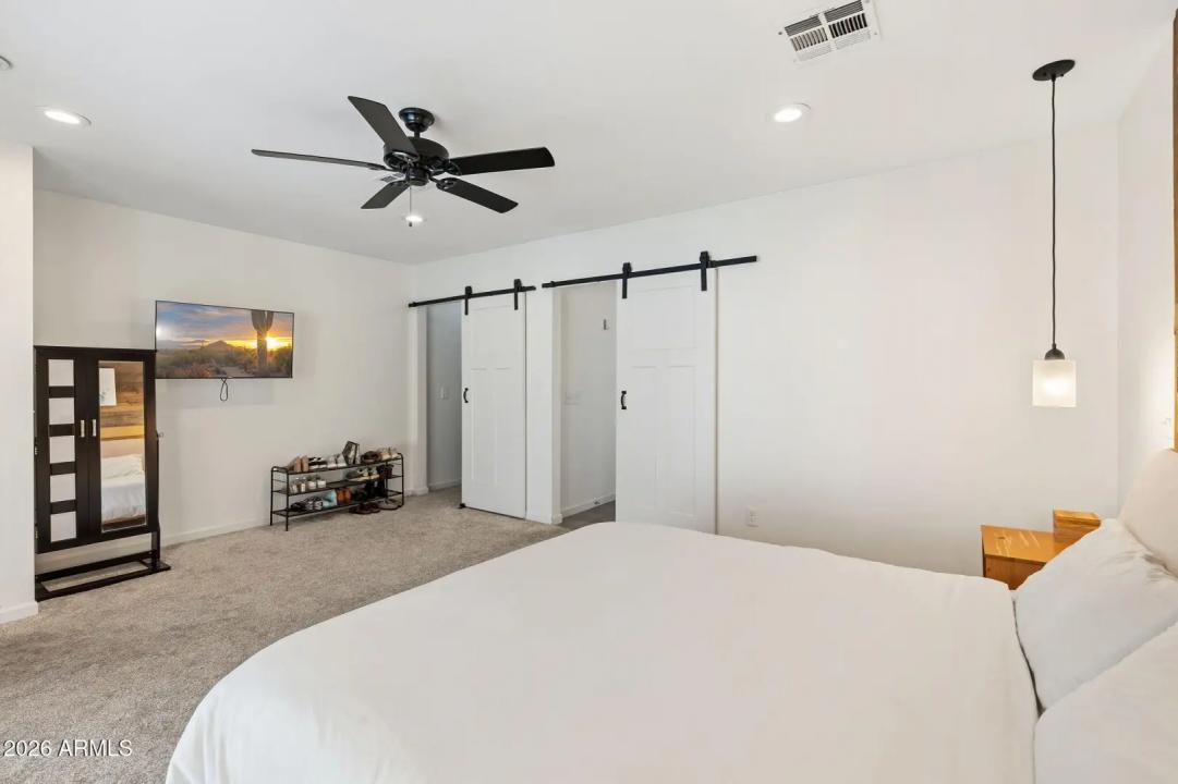 Real Estate Picture 20
