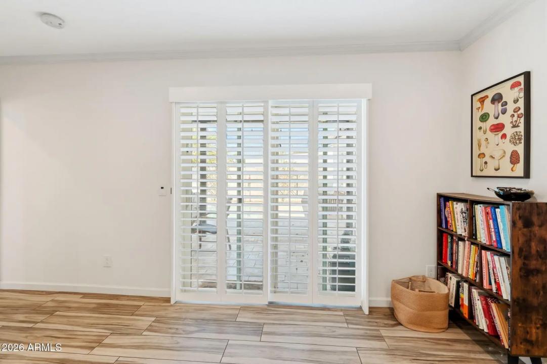 Real Estate Picture 22