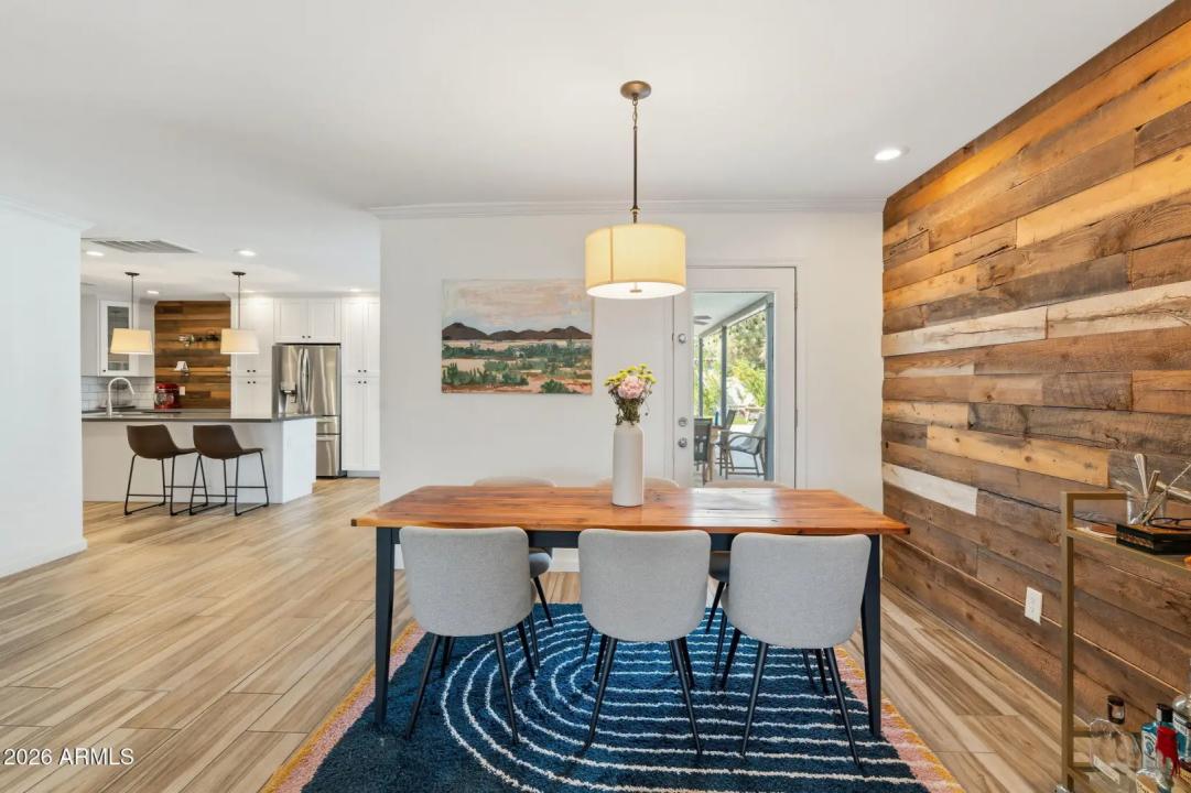 Real Estate Picture 33