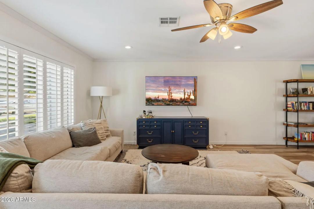Real Estate Picture 34