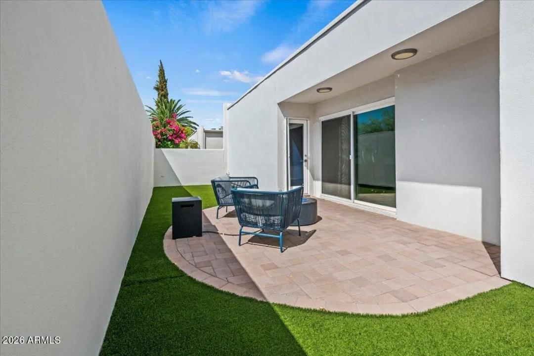 Real Estate Picture 28