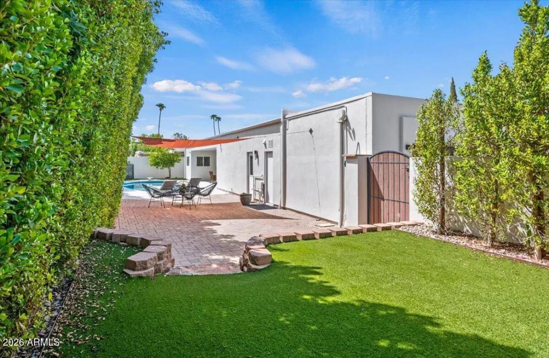 Real Estate Picture 26