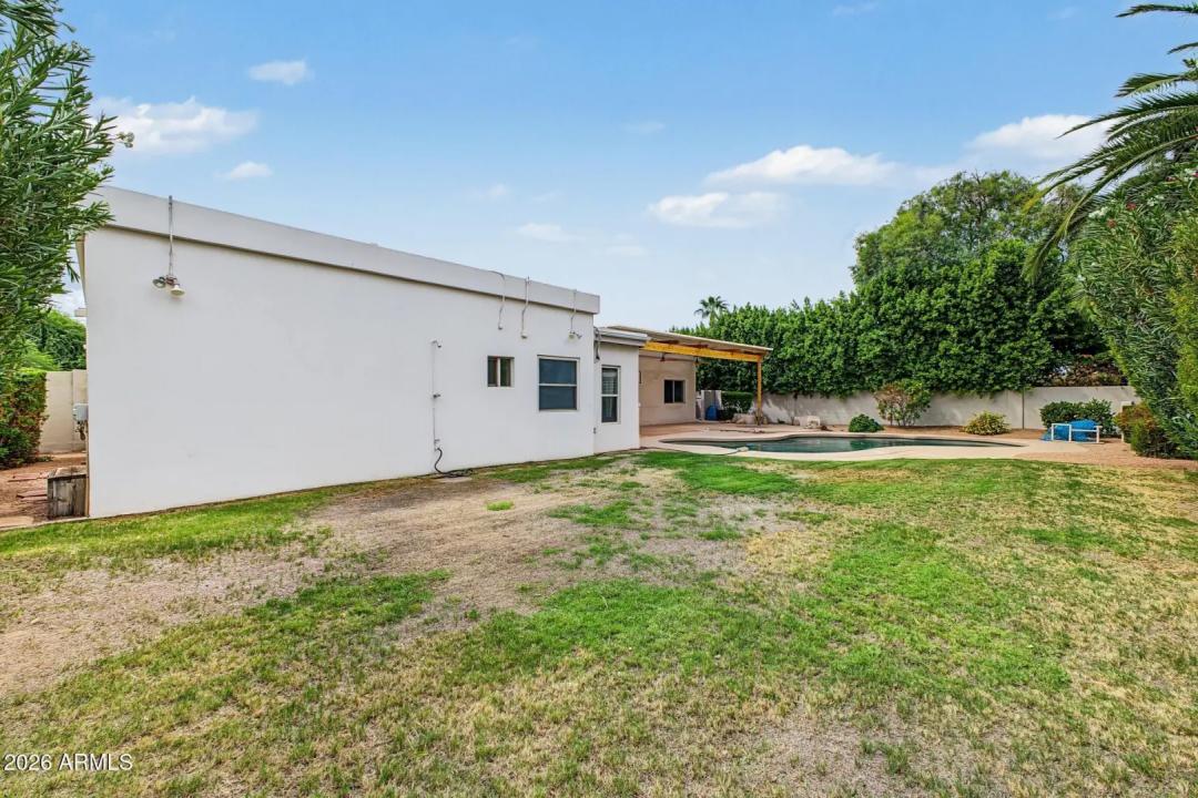 Real Estate Picture 36