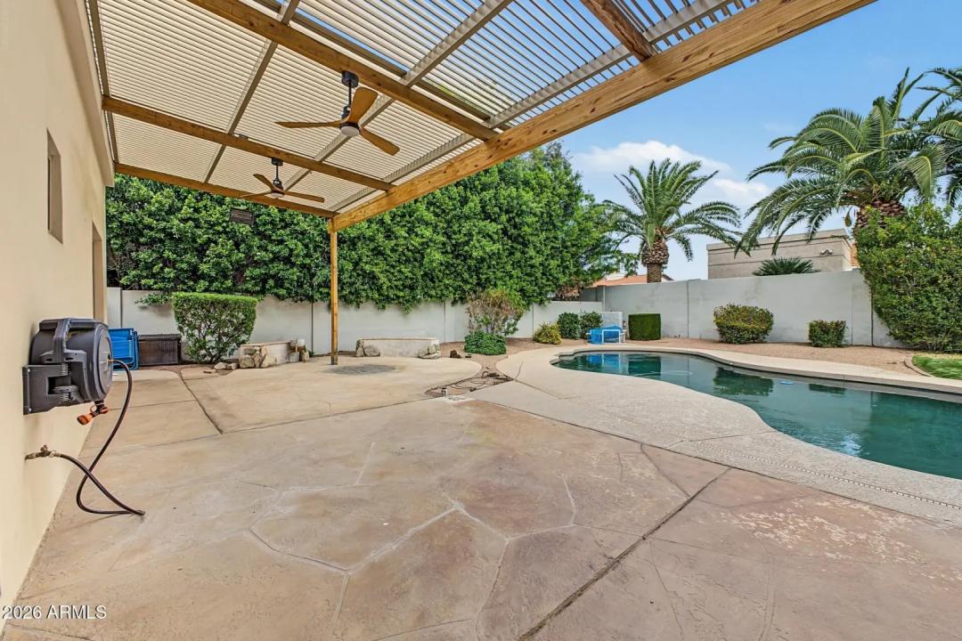 Real Estate Picture 35