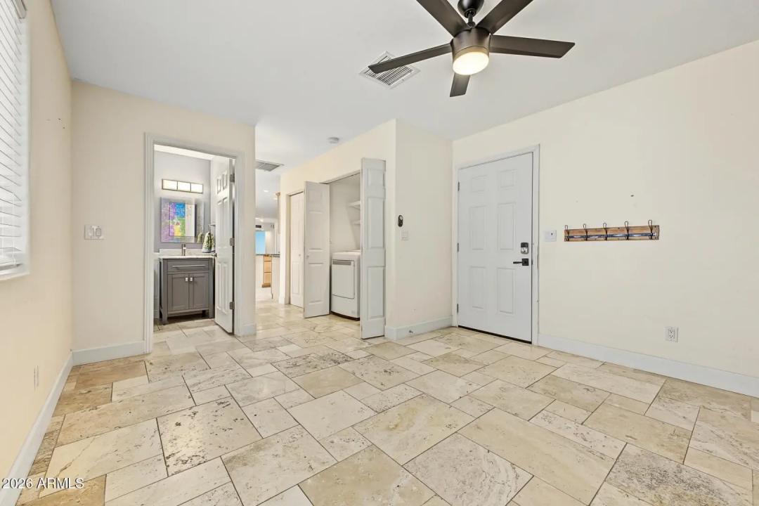 Real Estate Picture 23