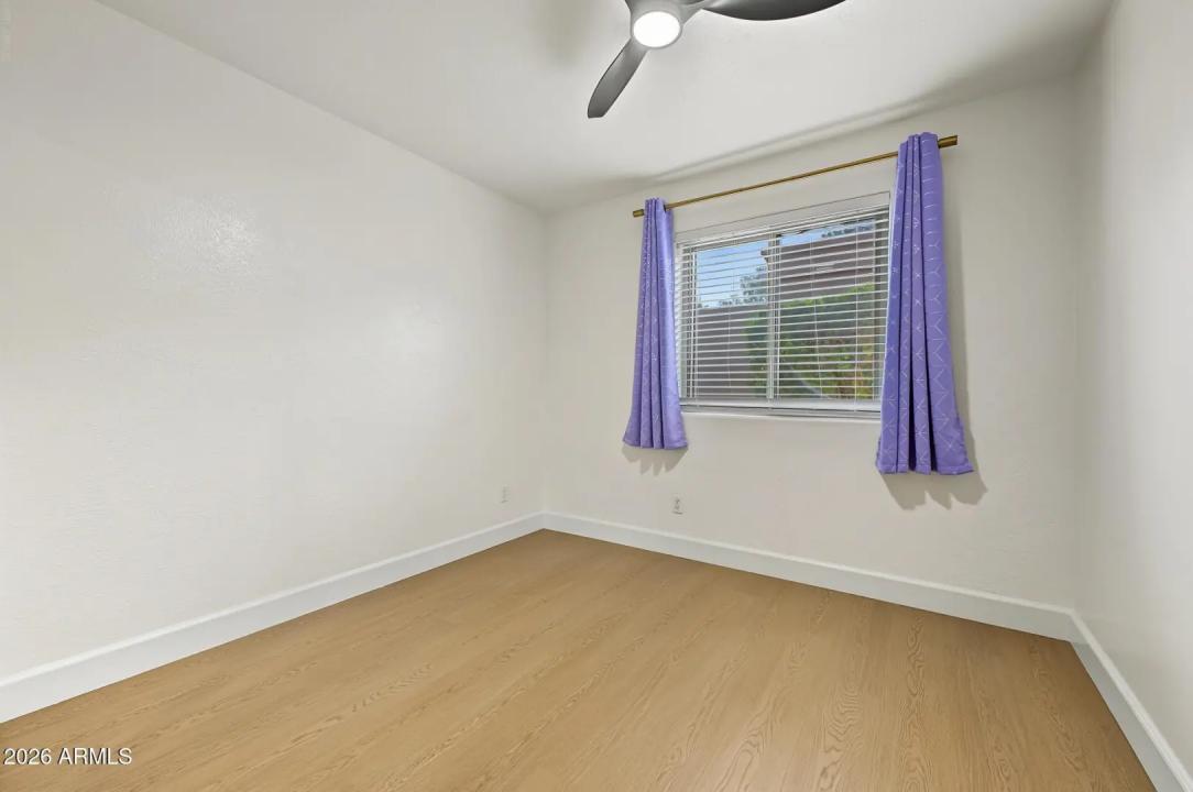 Real Estate Picture 29