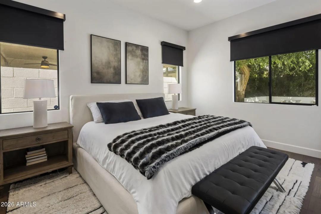 Real Estate Picture 19