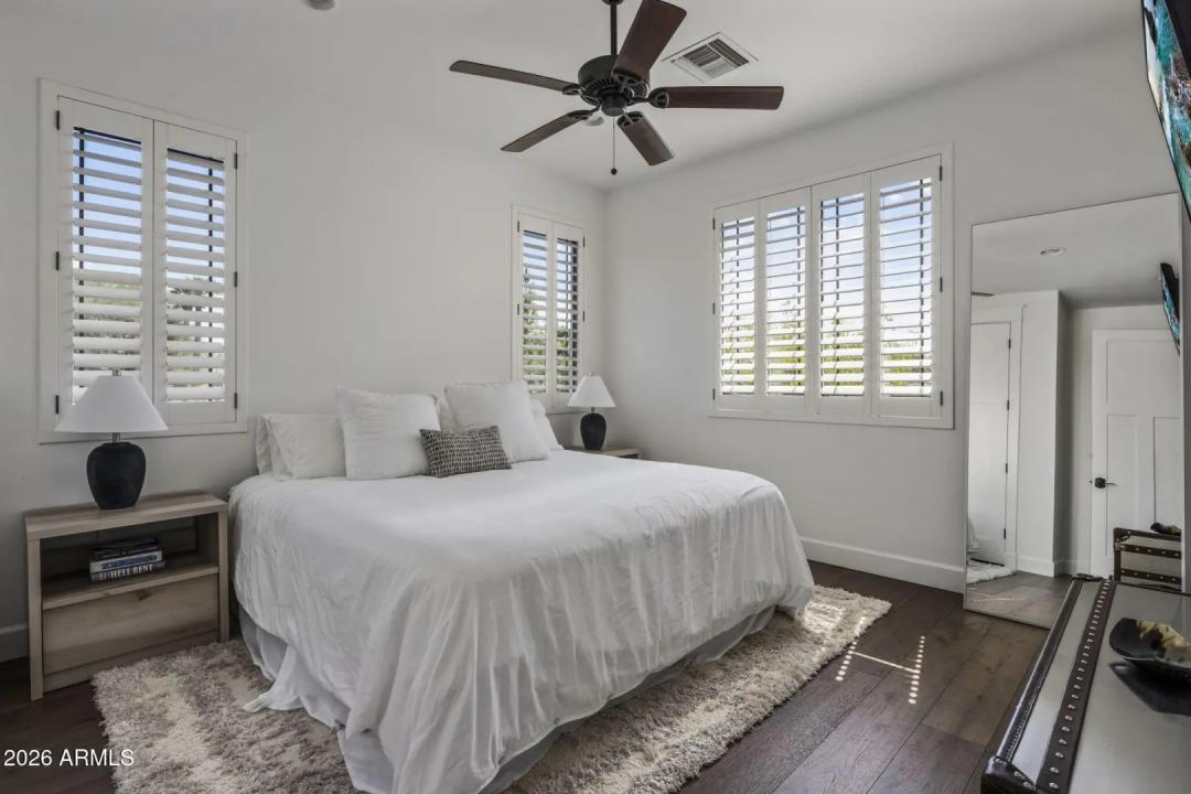 Real Estate Picture 28