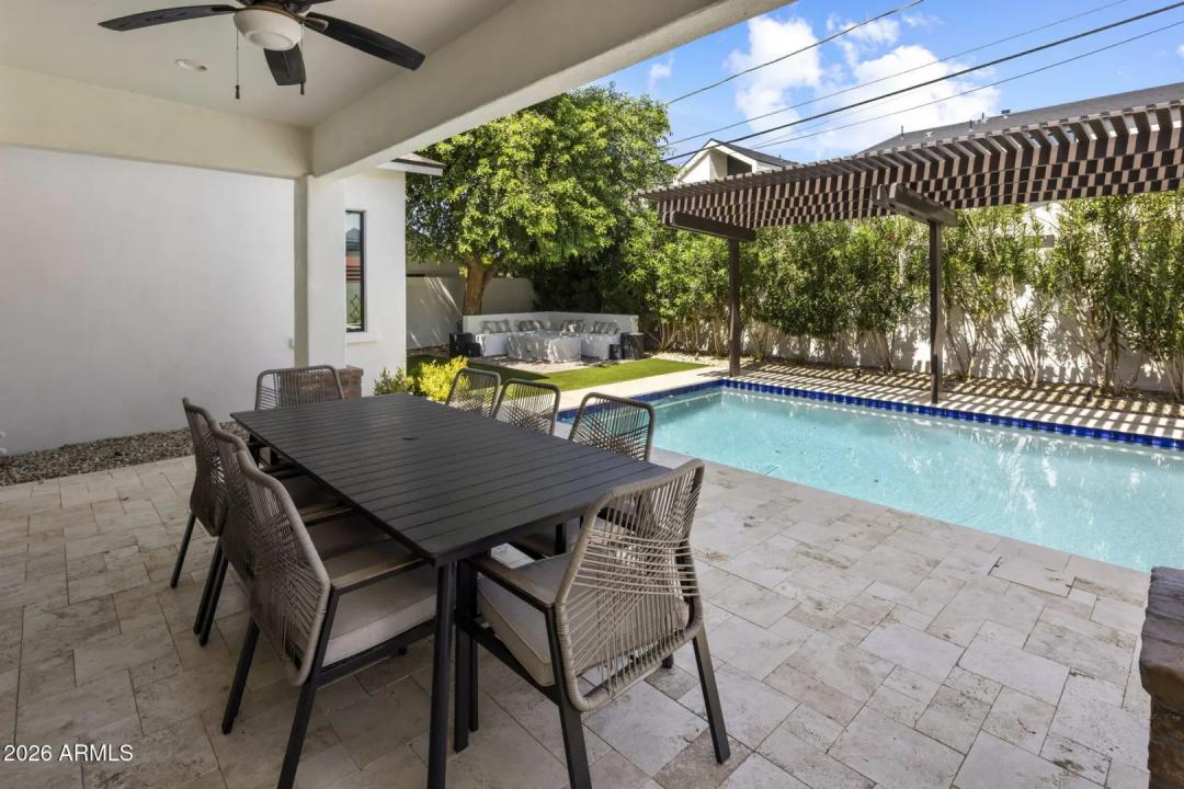 Real Estate Picture 33