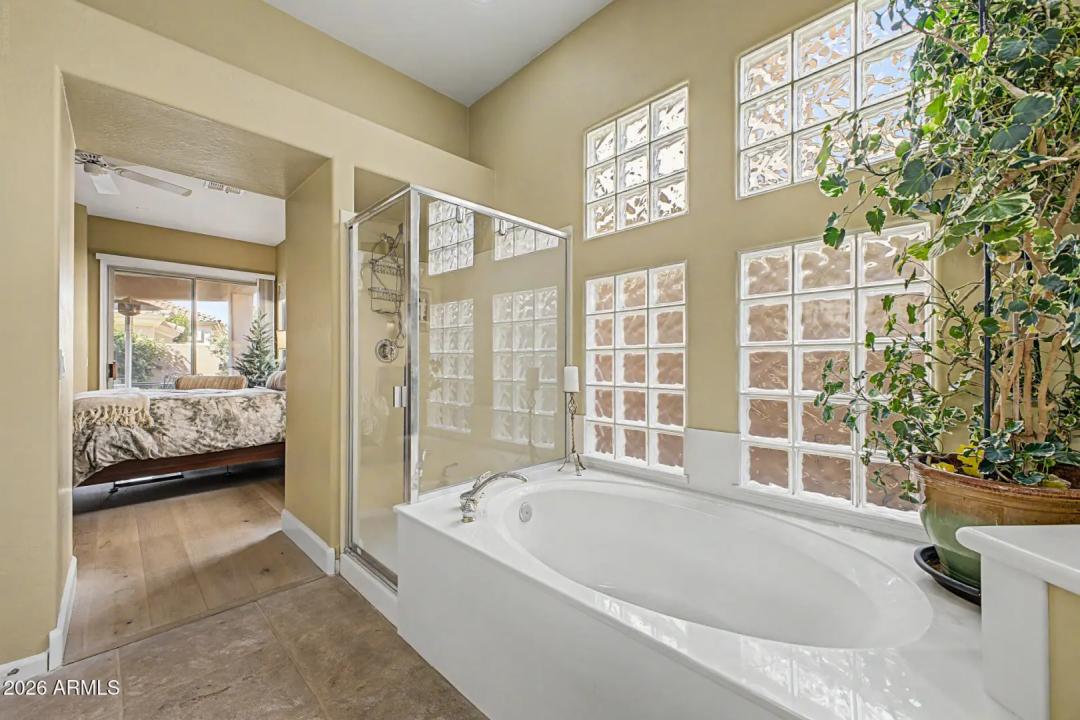 Real Estate Picture 16