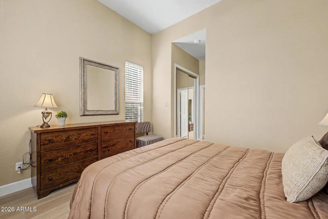 Real Estate Picture 19