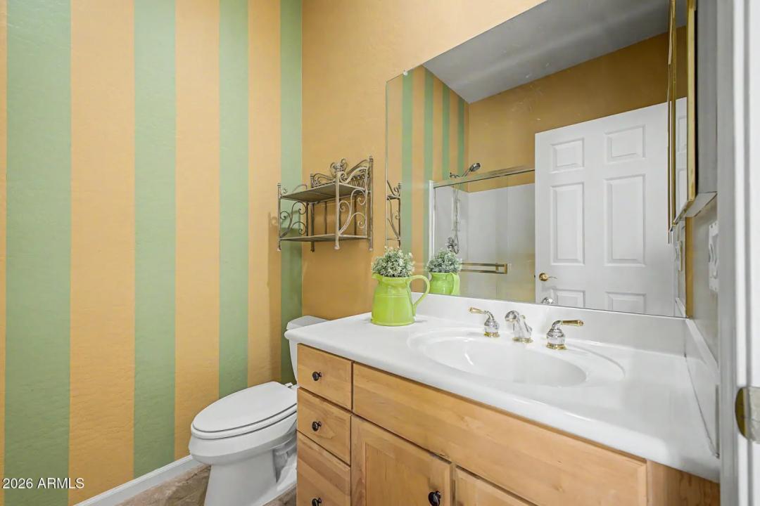 Real Estate Picture 20
