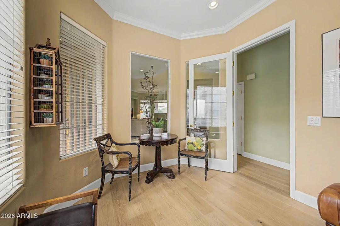 Real Estate Picture 24