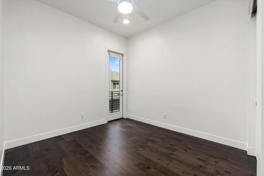 Real Estate Picture 16