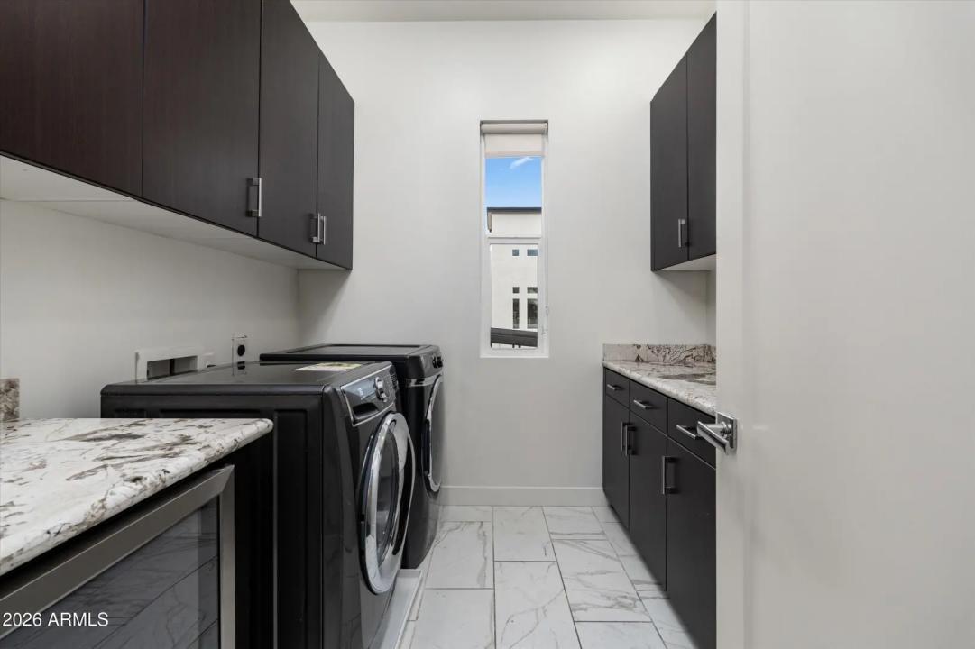 Real Estate Picture 17