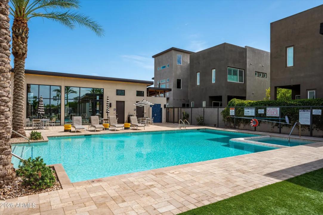 Real Estate Picture 25
