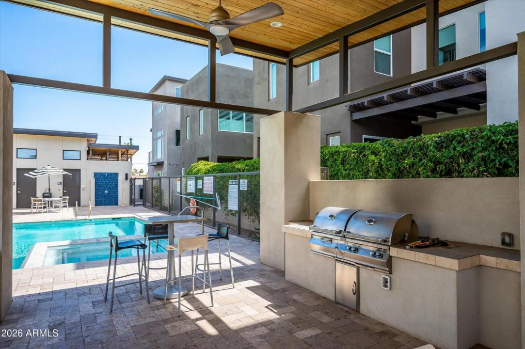 Real Estate Picture 26