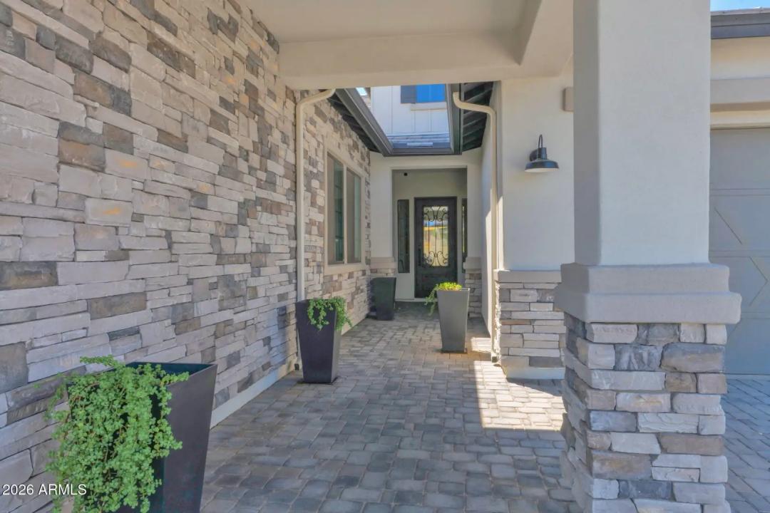 Real Estate Picture 29