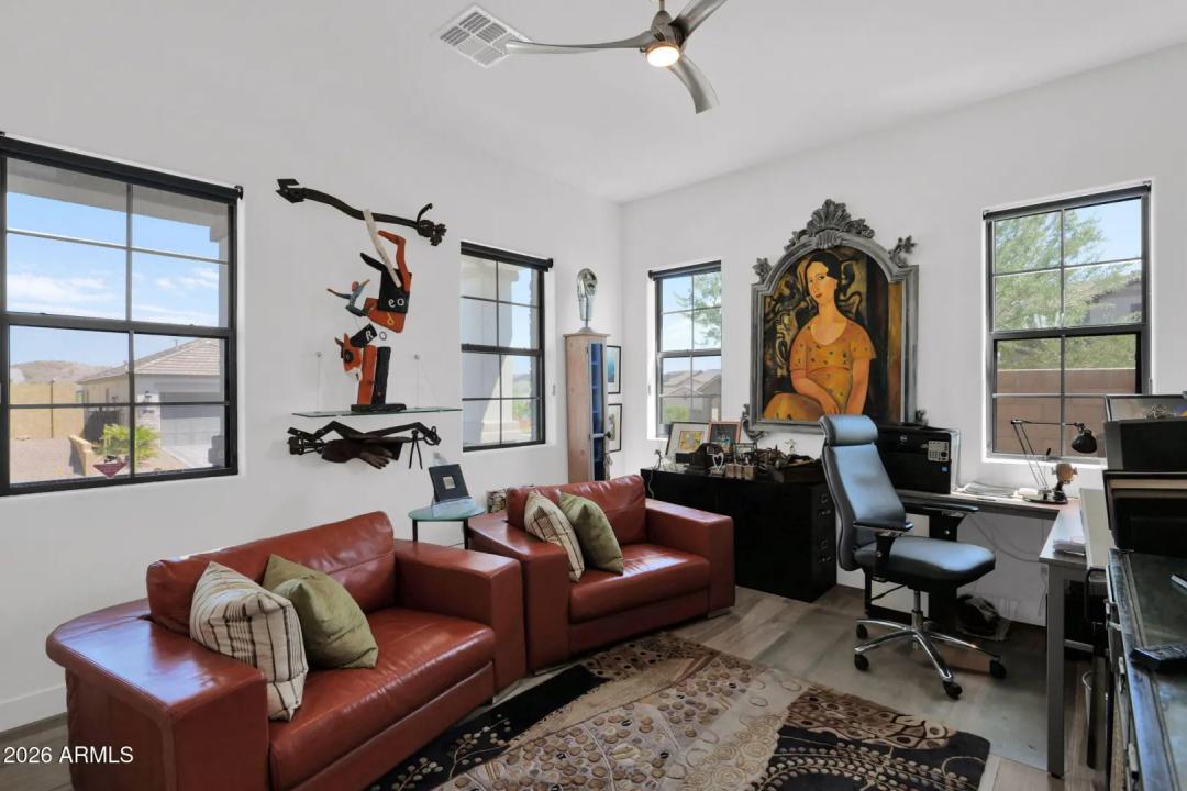 Real Estate Picture 26