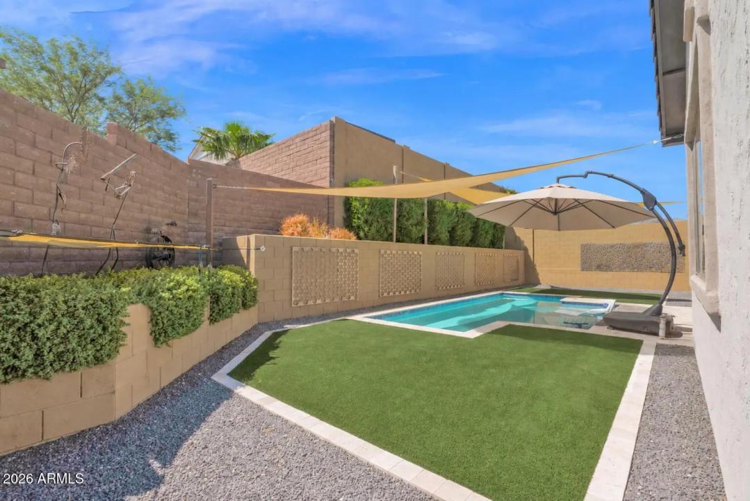 Real Estate Picture 28