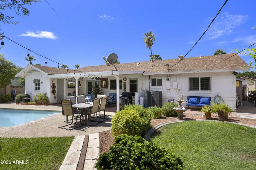 Real Estate Picture 20