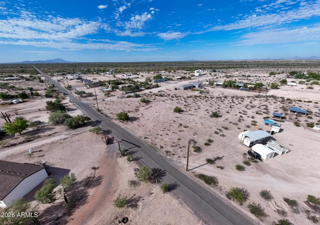 Real Estate Picture 27