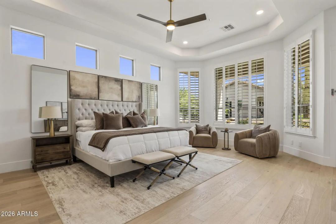 Real Estate Picture 20