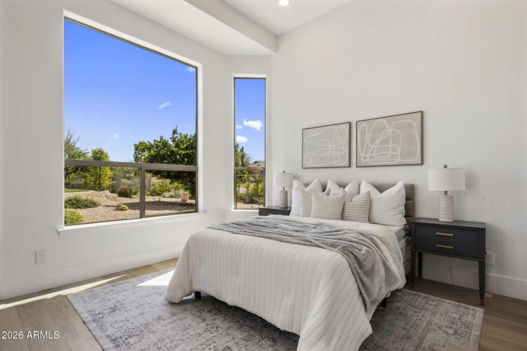 Real Estate Picture 29