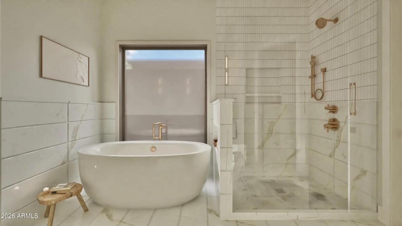 Real Estate Picture 11