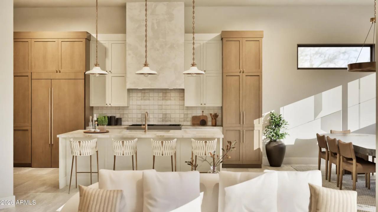 Real Estate Picture 3