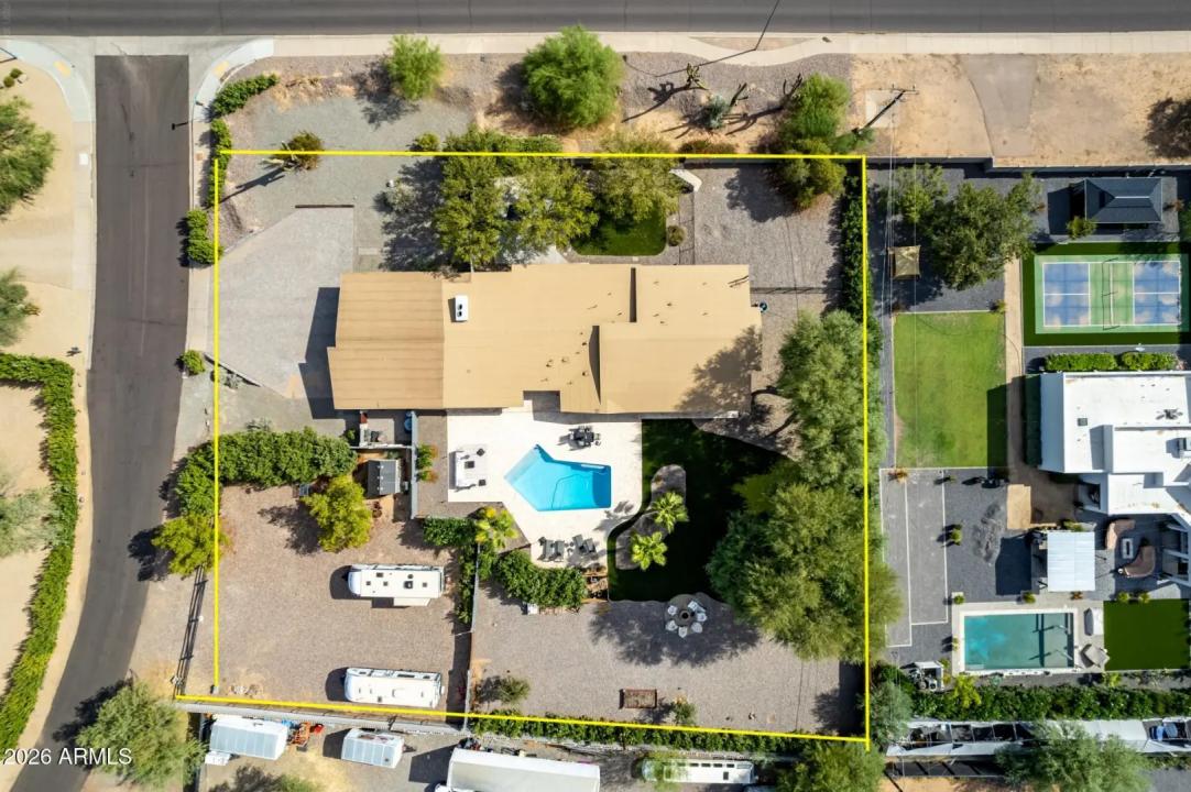 Real Estate Picture 19