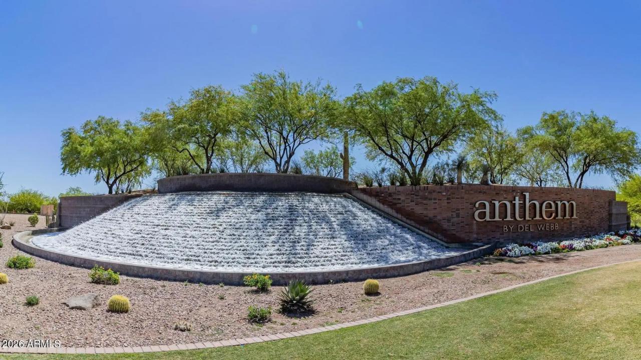 Real Estate Picture 1
