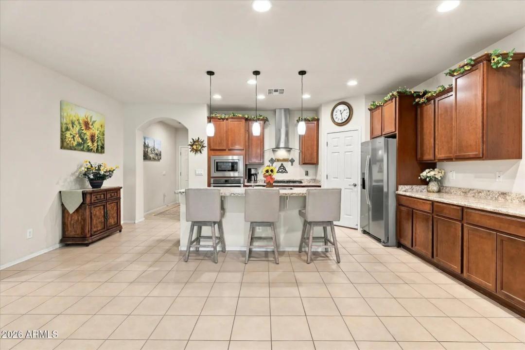 Real Estate Picture 18