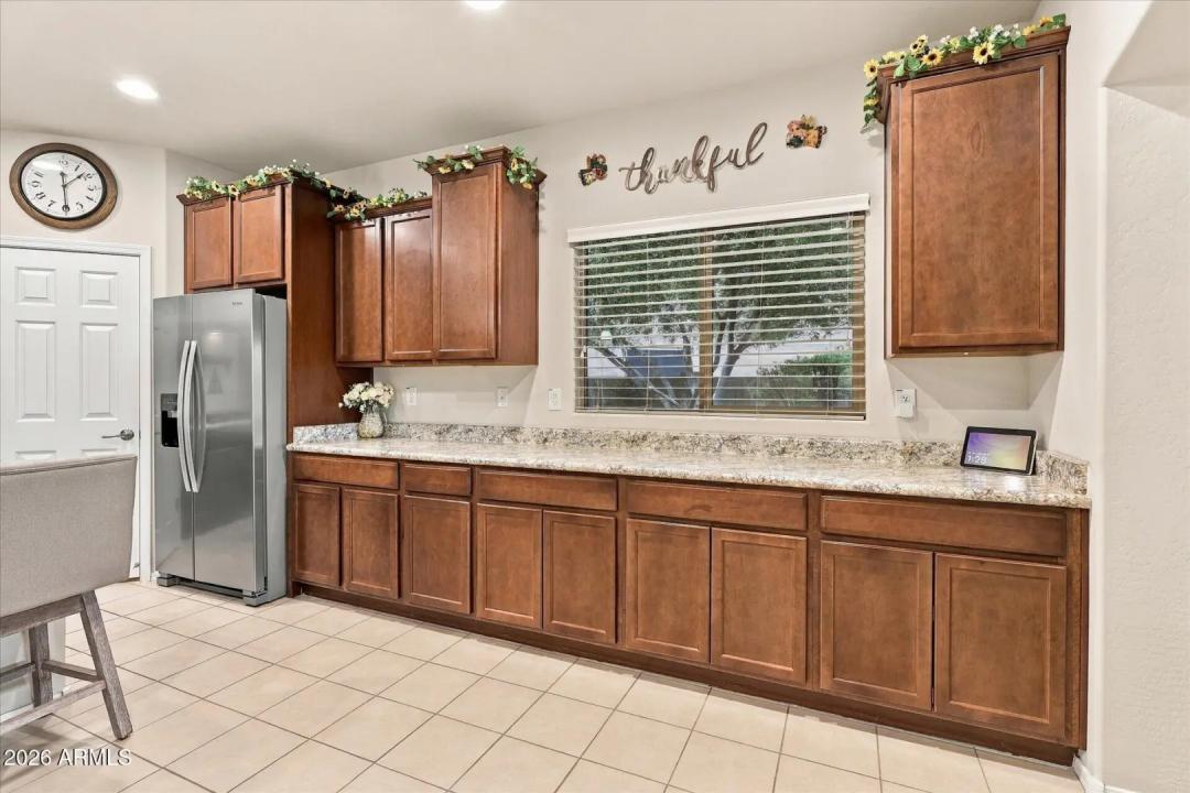Real Estate Picture 22