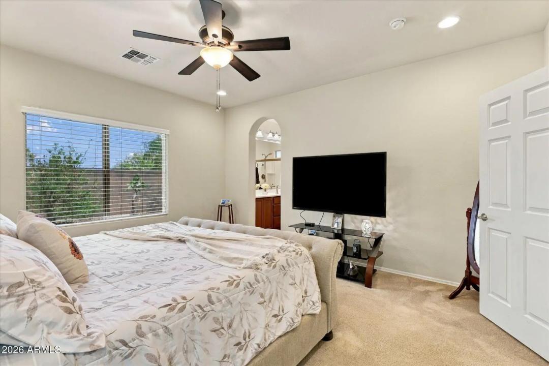 Real Estate Picture 27