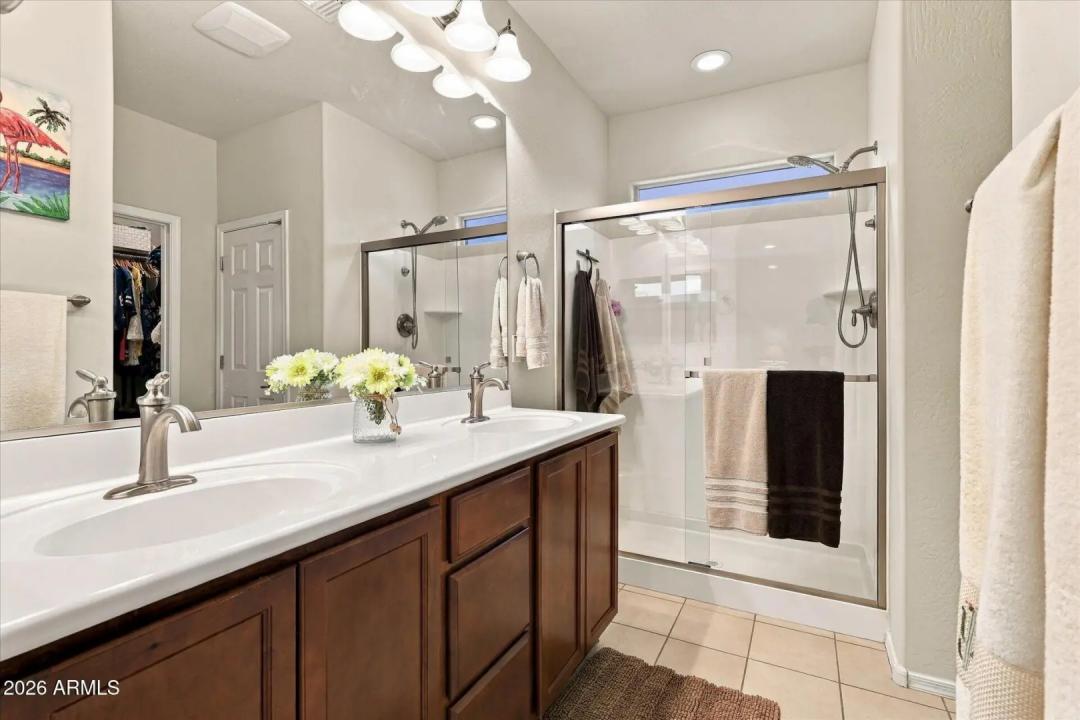 Real Estate Picture 28