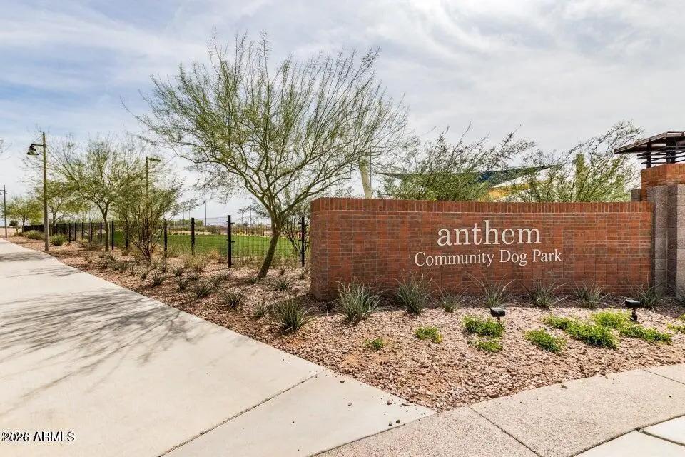 Real Estate Picture 34