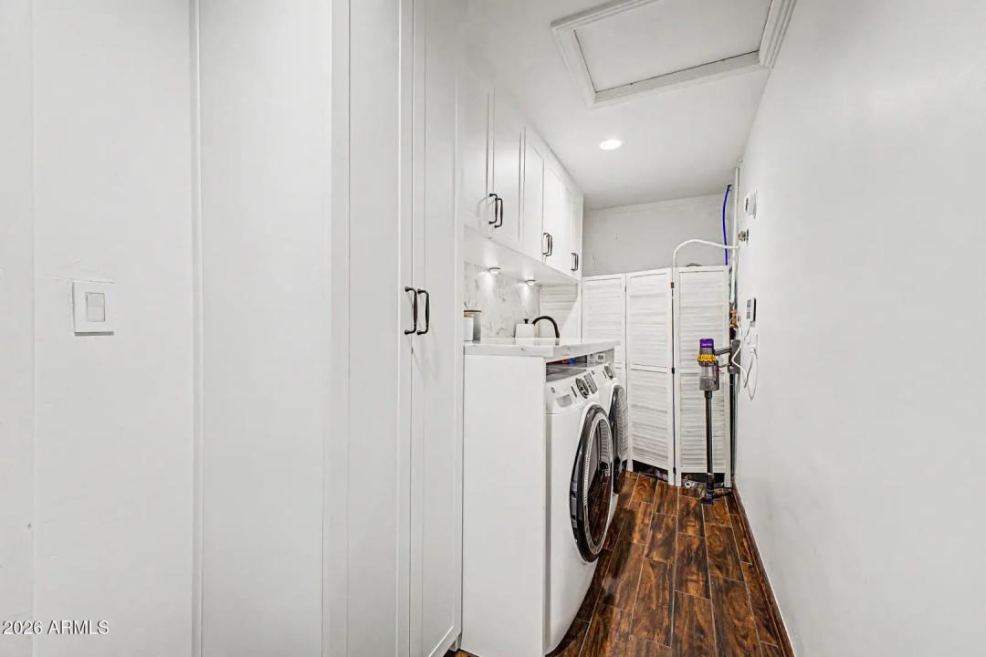 Real Estate Picture 40