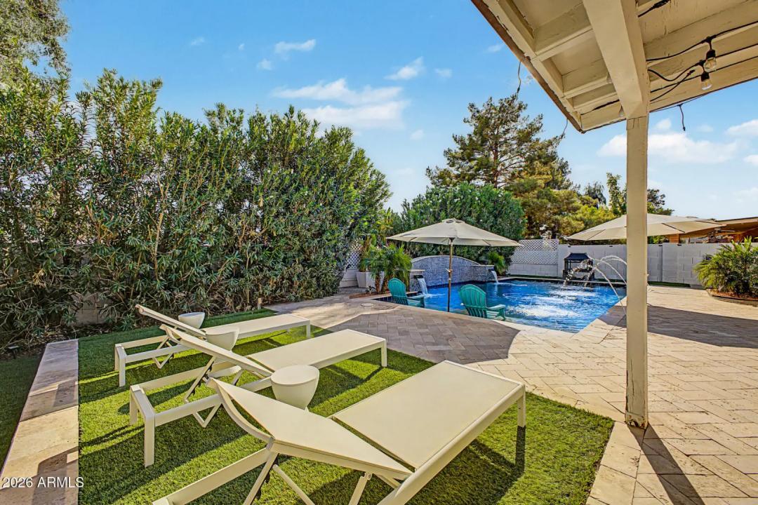 Real Estate Picture 48