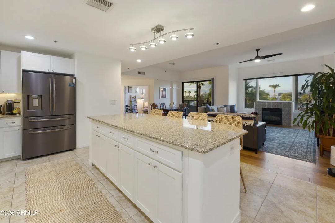 Real Estate Picture 6