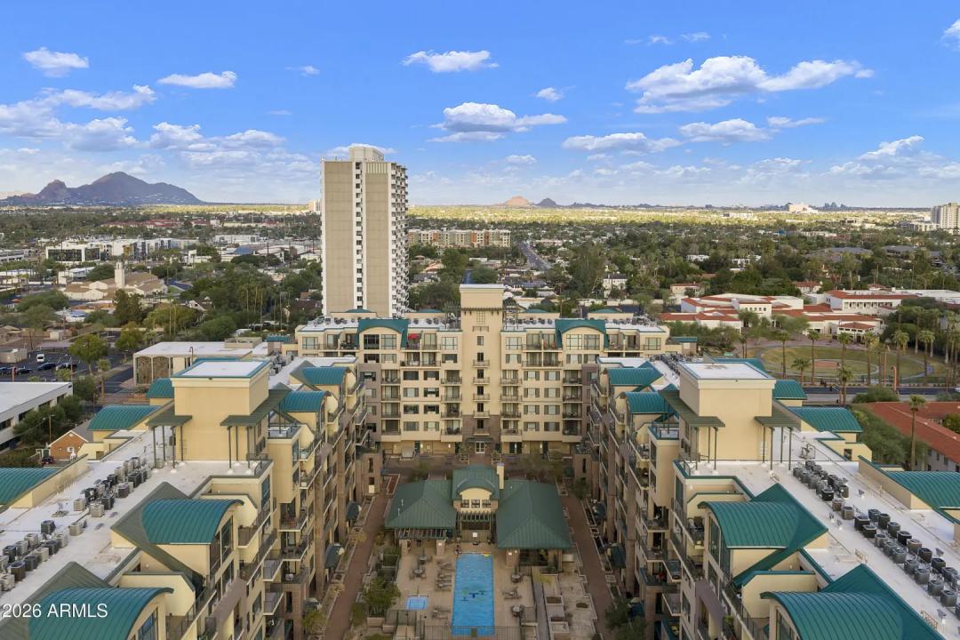 Real Estate Picture 26